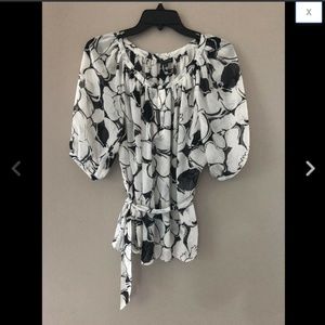 Floral Chiffon Keyhole Puff Sleeve Keyhole Top S